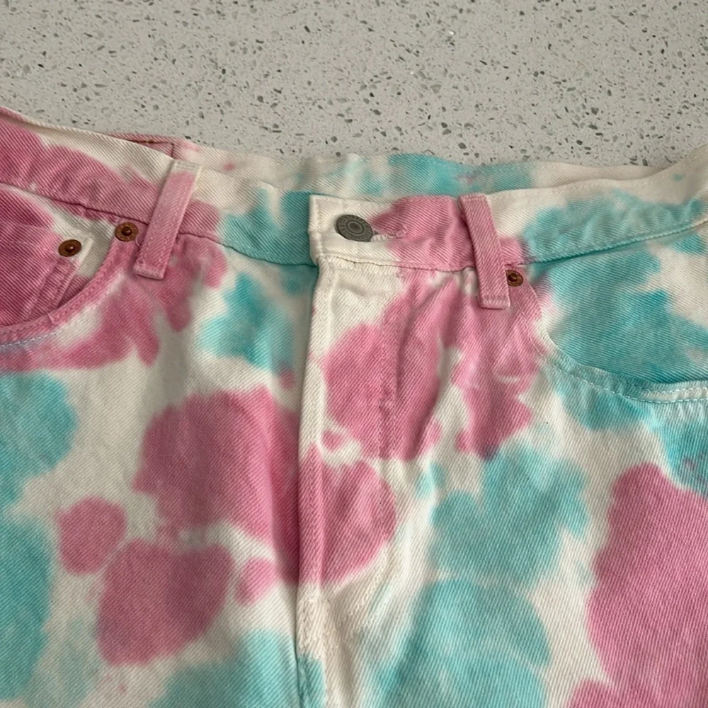 Levi’s® Pride 501® '93 Cut-off 7 In. Tie Dye Raw Hem Denim Shorts - 29